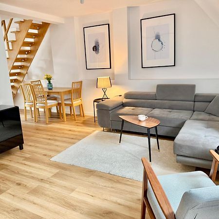Dwupietrowy Apartament W Centrum Miasta Z Darmowym Miejscem Parkingowym Pod Zlotym Lwem VIII 克沃兹科 外观 照片