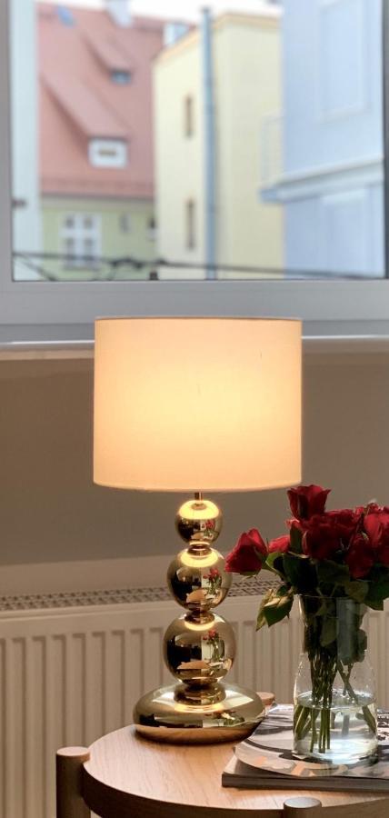 Dwupietrowy Apartament W Centrum Miasta Z Darmowym Miejscem Parkingowym Pod Zlotym Lwem VIII 克沃兹科 外观 照片