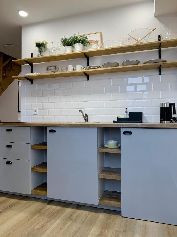 Dwupietrowy Apartament W Centrum Miasta Z Darmowym Miejscem Parkingowym Pod Zlotym Lwem VIII 克沃兹科 外观 照片